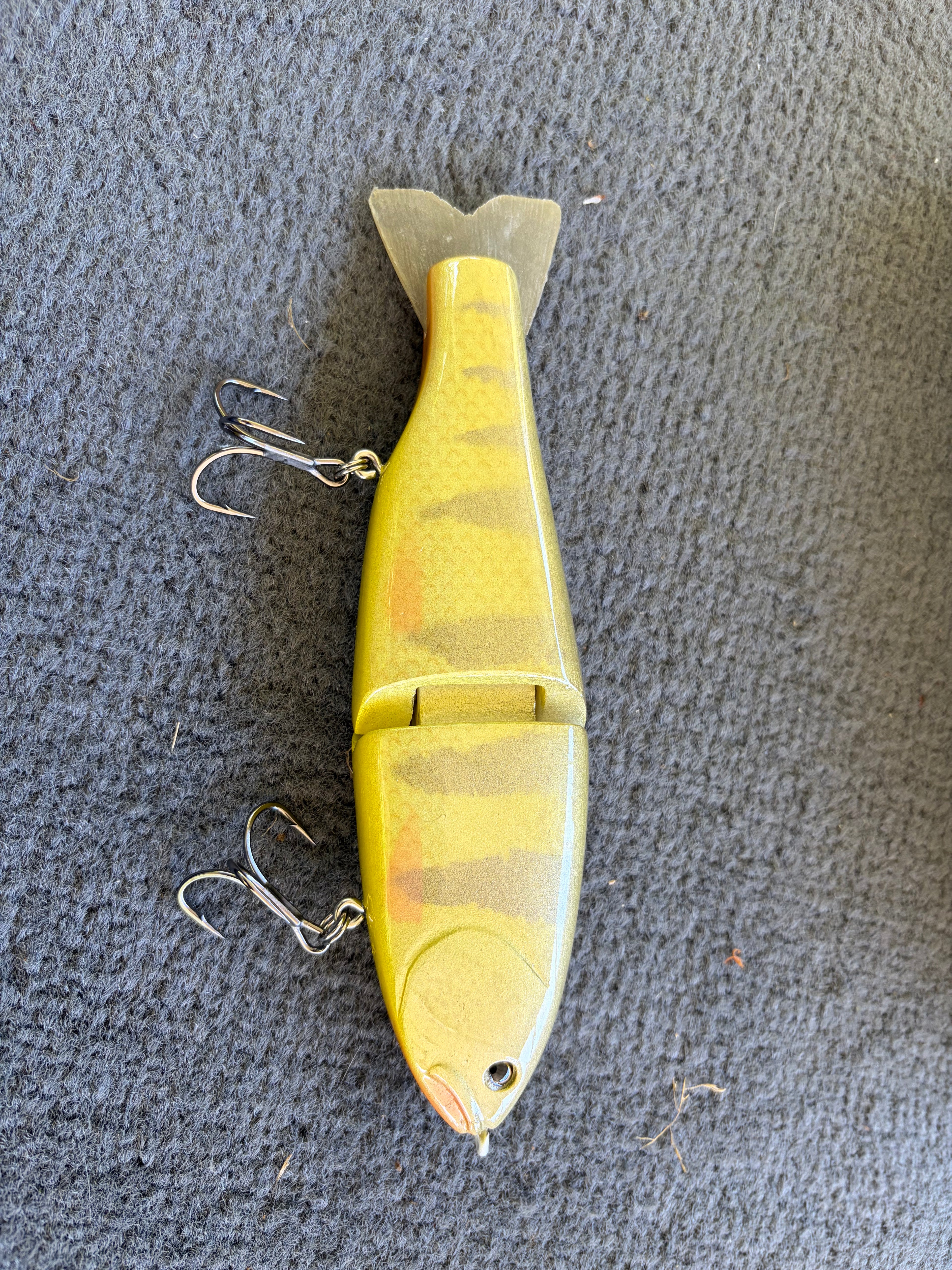 The 758 2 piece glide bait - Perch - Slow sink