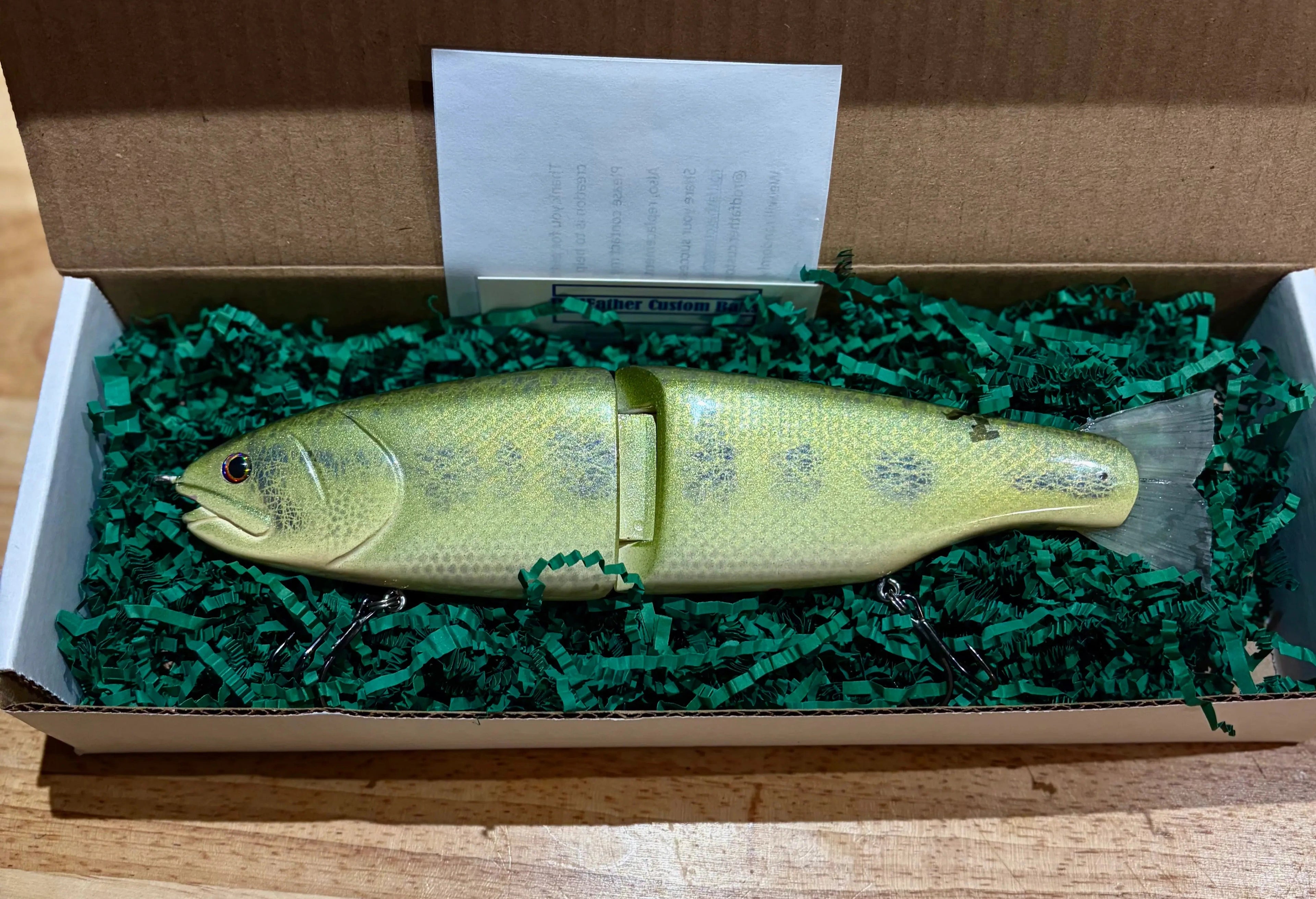 "H"airlip Trout 2 piece Largemouth color pattern